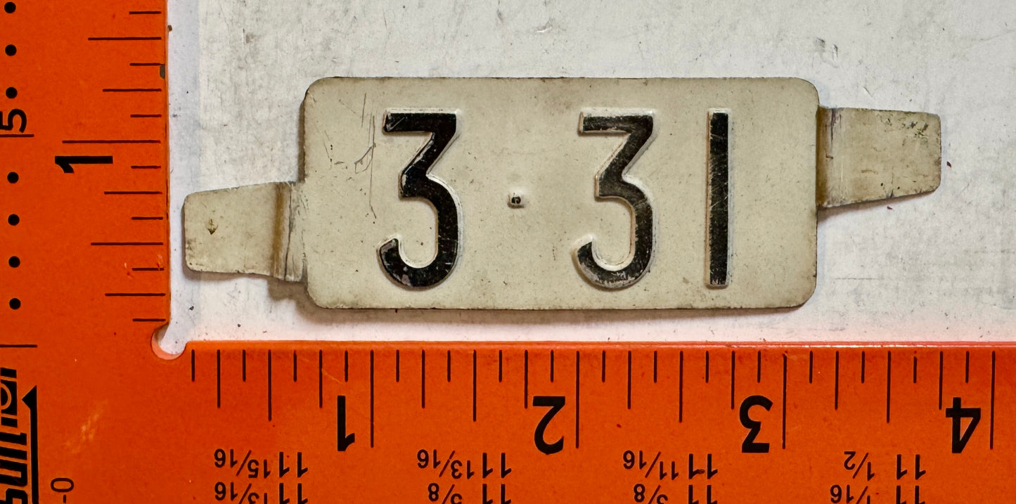 Delaware 3-31 Passenger License Plate Date Tab