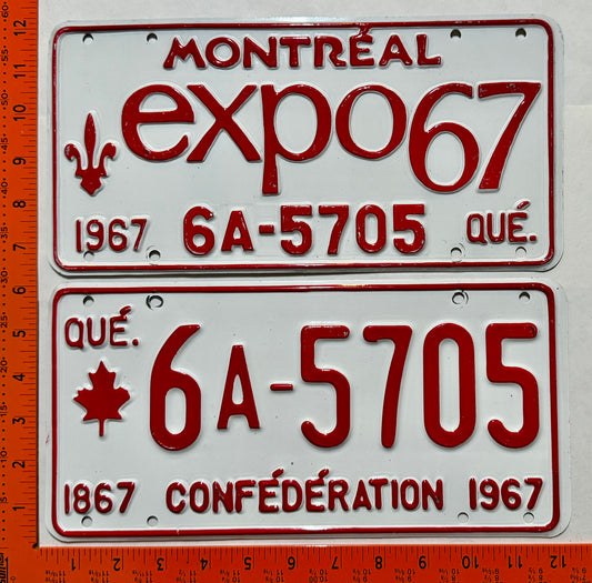 1967 Quebec #6A-5705 Passenger License Plate Pair