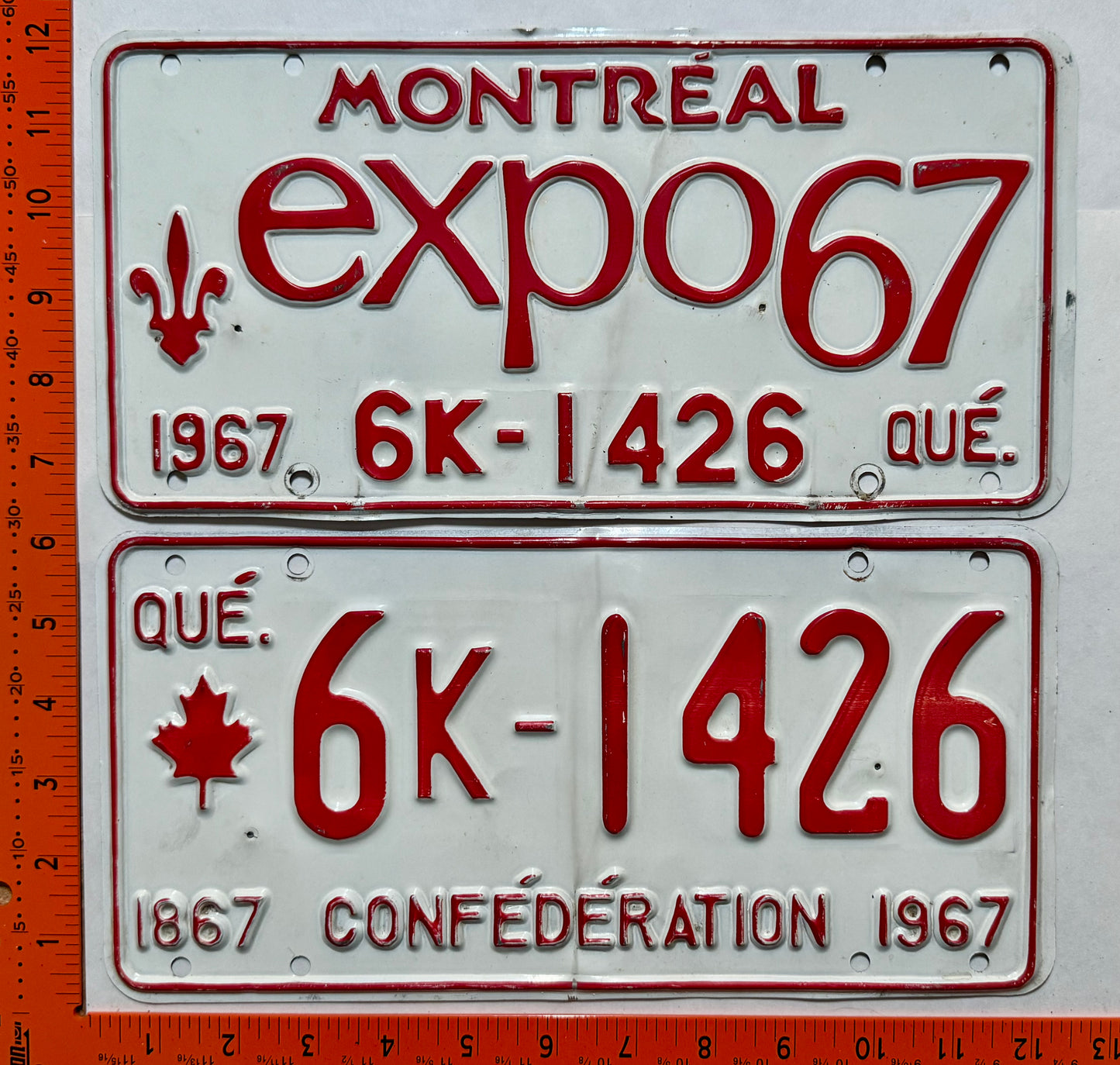 1967 Quebec #6K-1426 Passenger License Plate Pair