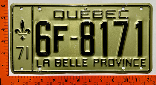 1971 Quebec #6F-8171 Passenger License Plate