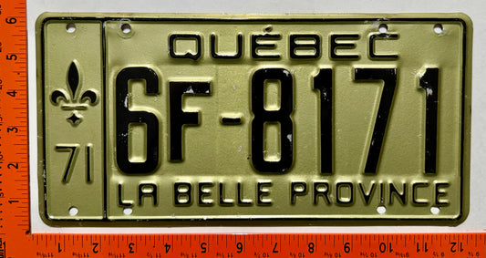 1971 Quebec #6F-8171 Passenger License Plate