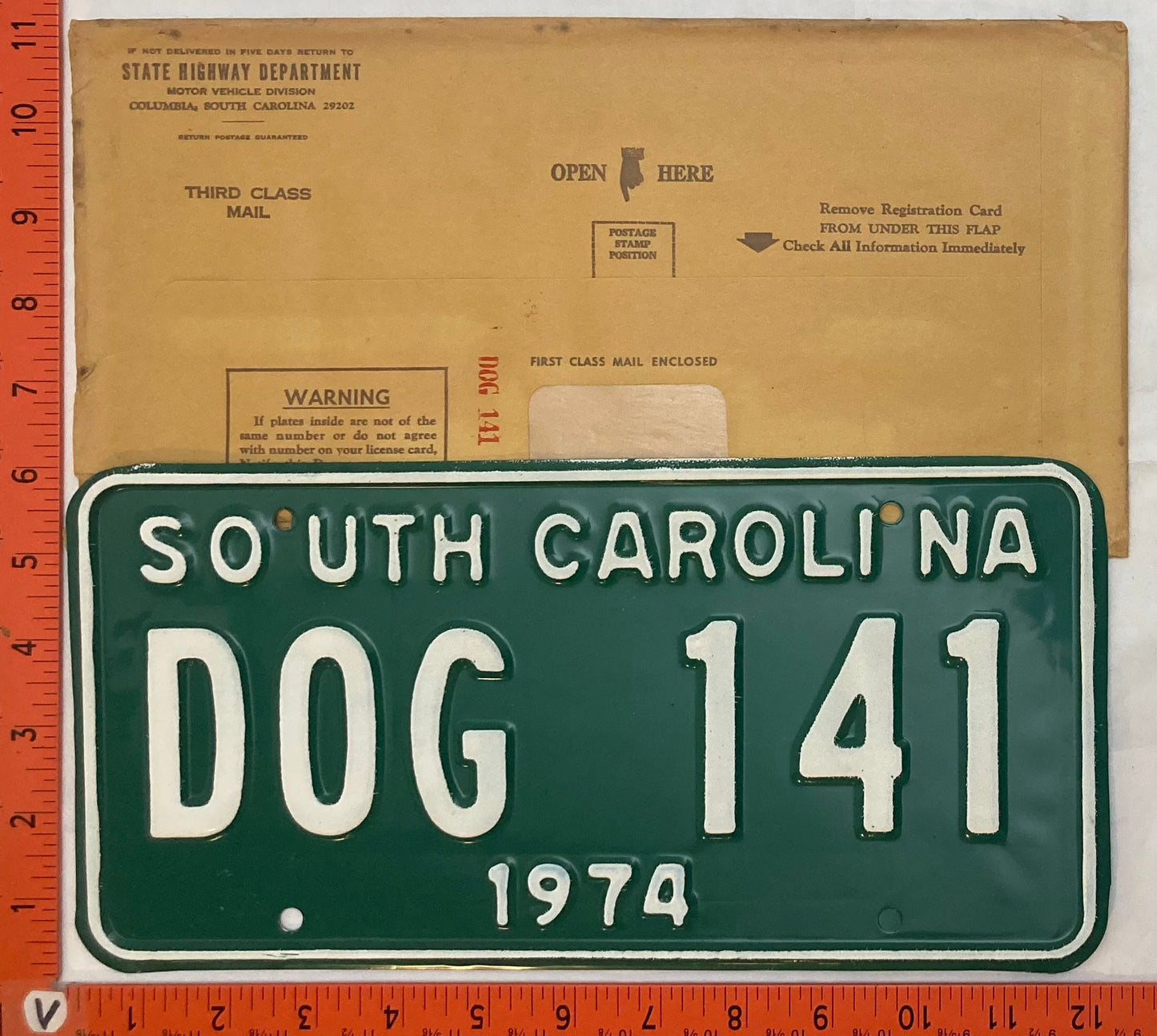 1974 South Carolina #DOG 141 Passenger License Plate