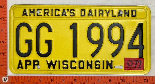 1972 Wisconsin #GG 1994 Passenger License Plate
