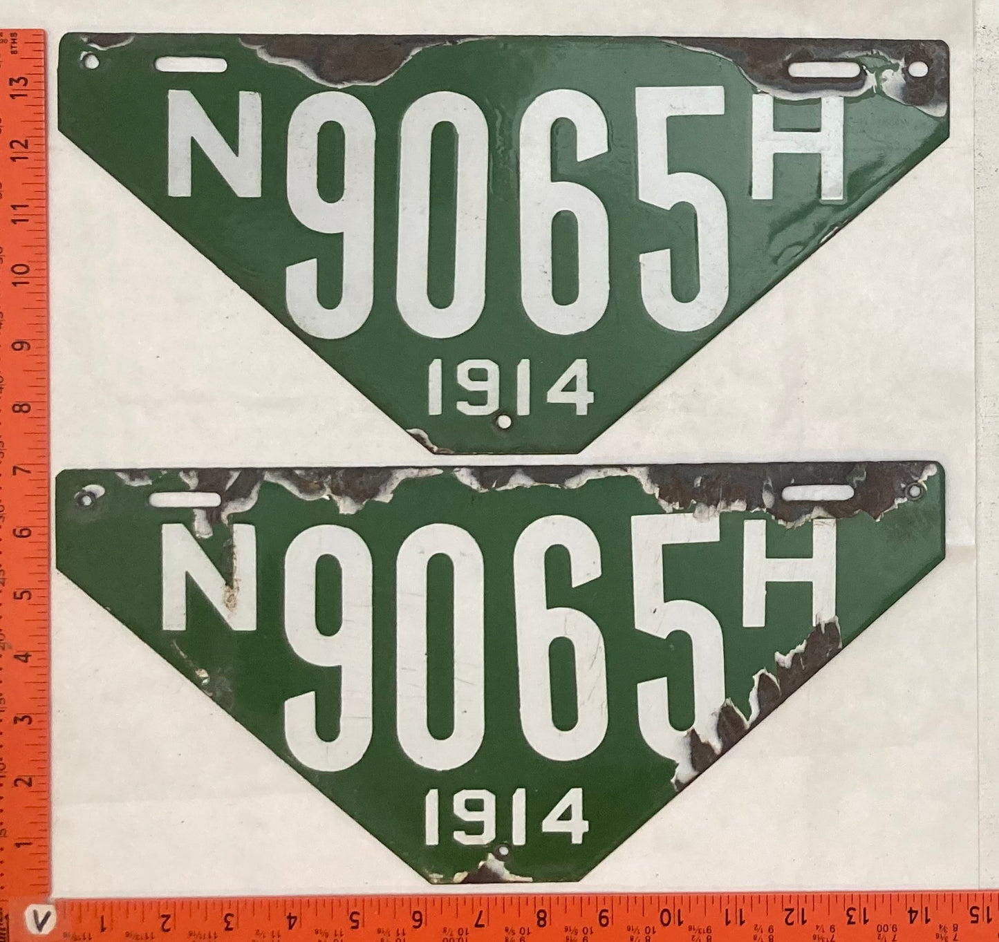 1914 New Hampshire #9065 Passenger License Plate (Non-Resident) (Pair)