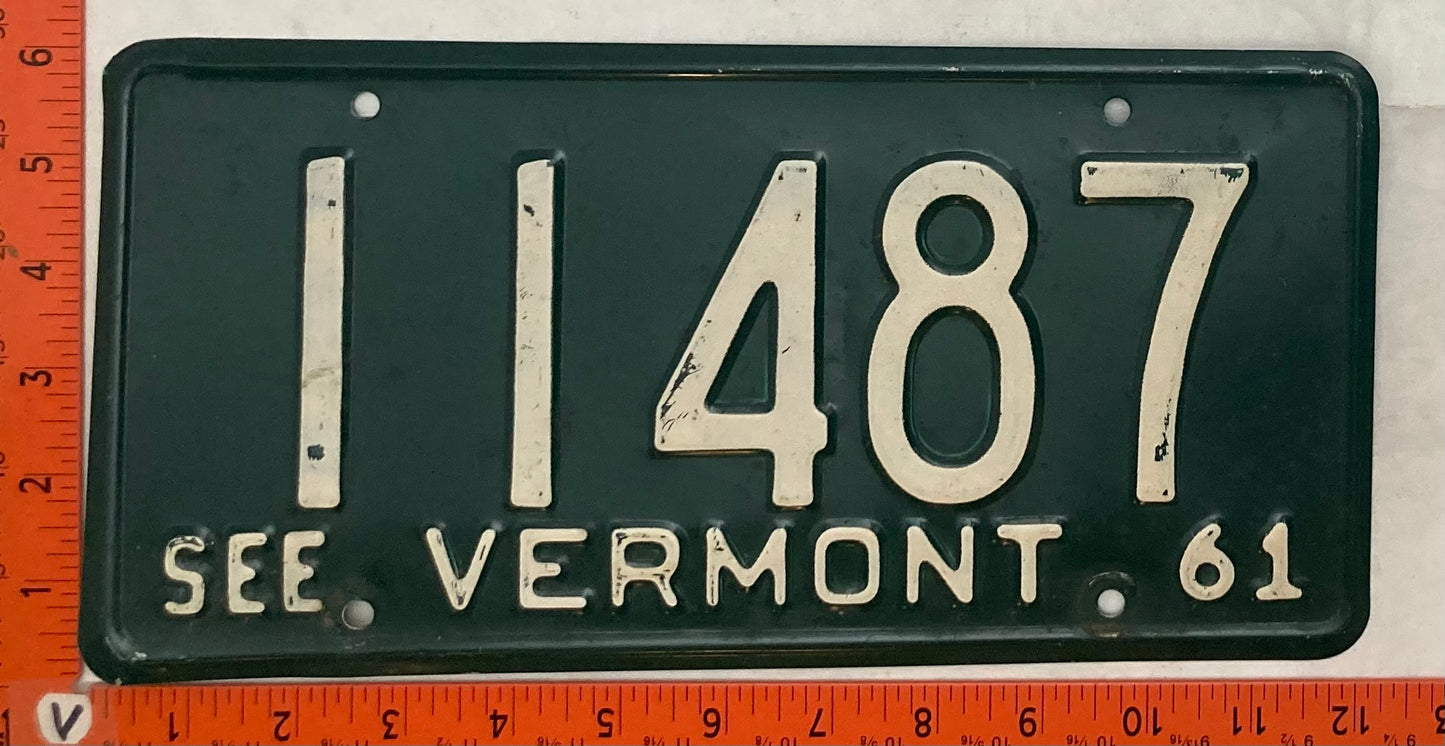 1961 Vermont #11487 Passenger License Plate