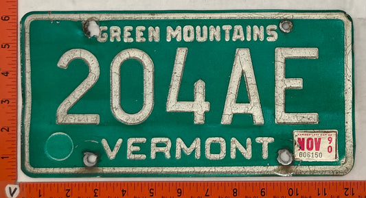 1990 Vermont #204AE Passenger License Plate