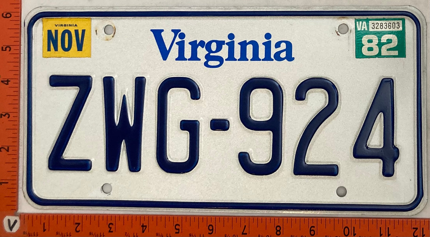 1982 Virginia #ZWG-924 Passenger License Plate