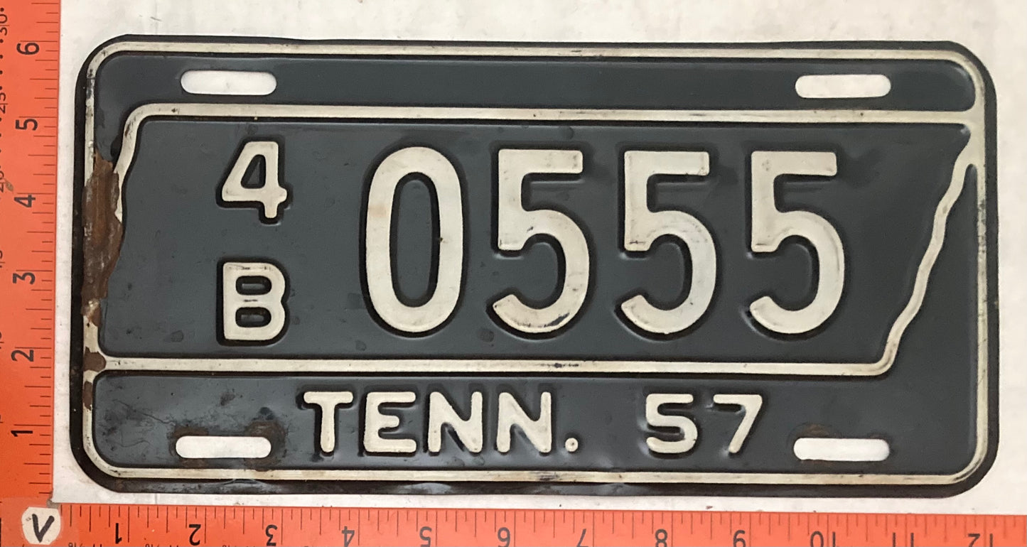 1957 Tennessee #4/B 0555 Passenger License Plate