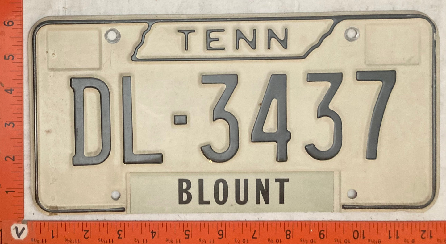 1966 Tennessee #DL-3437 Passenger License Plate