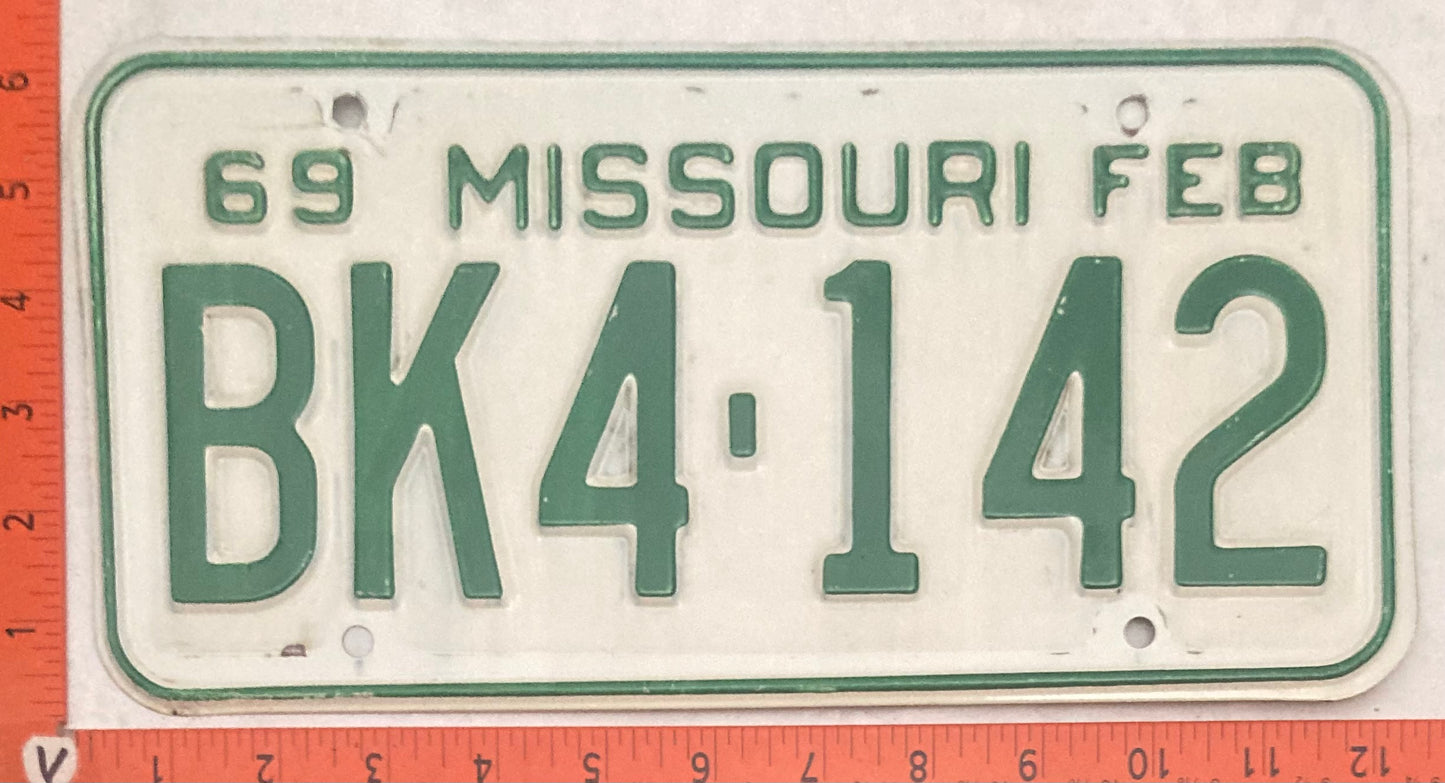1969 Missouri #BK4-142 Passenger License Plate