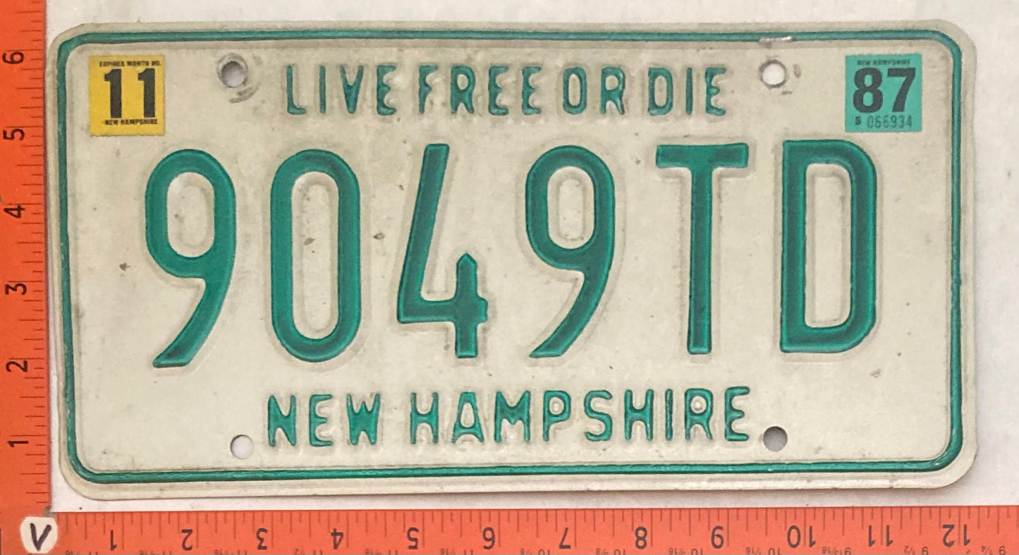 1987 New Hampshire #9049TD Trailer License Plate