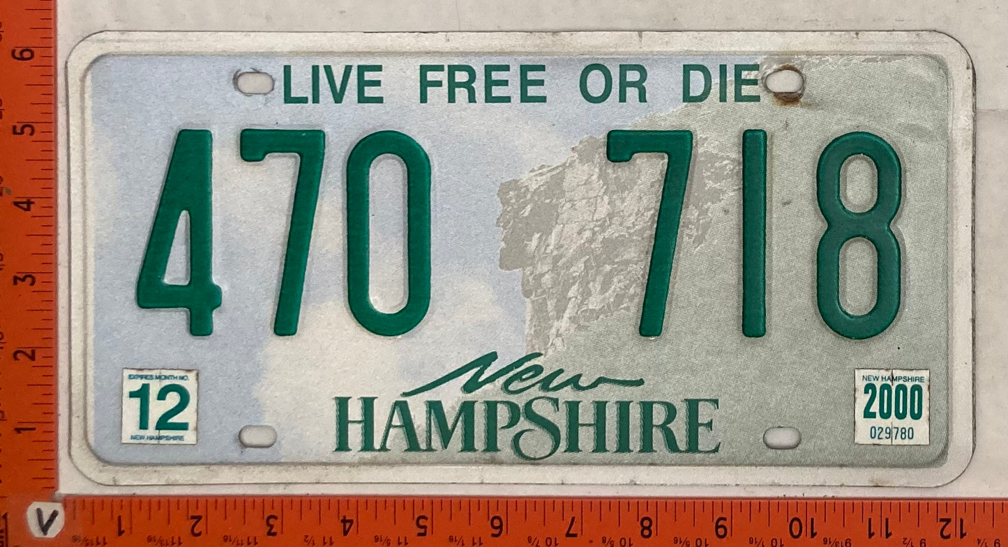2000 New Hampshire #470 718 Passenger License Plate