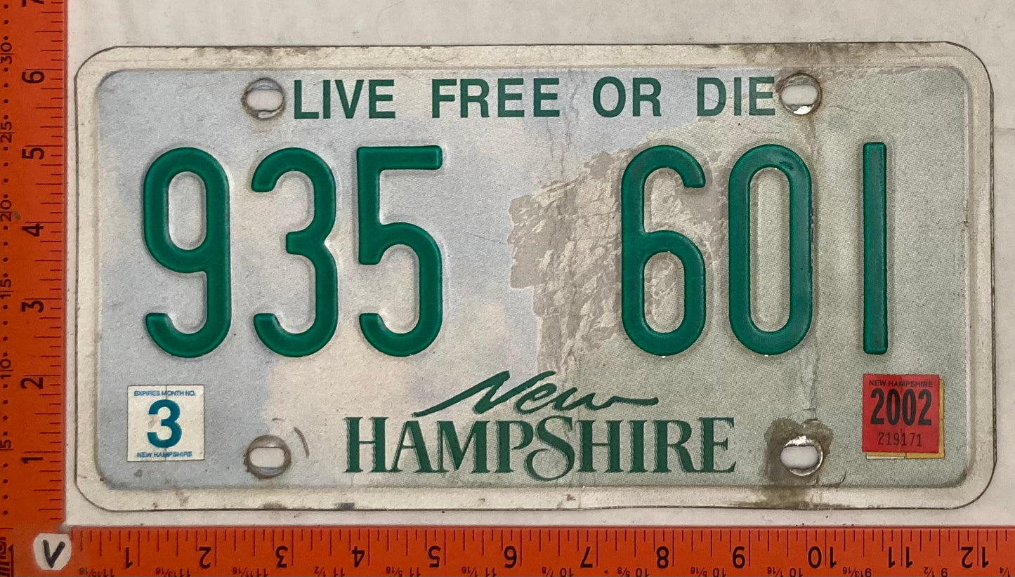2002 New Hampshire #935 601 Passenger License Plate