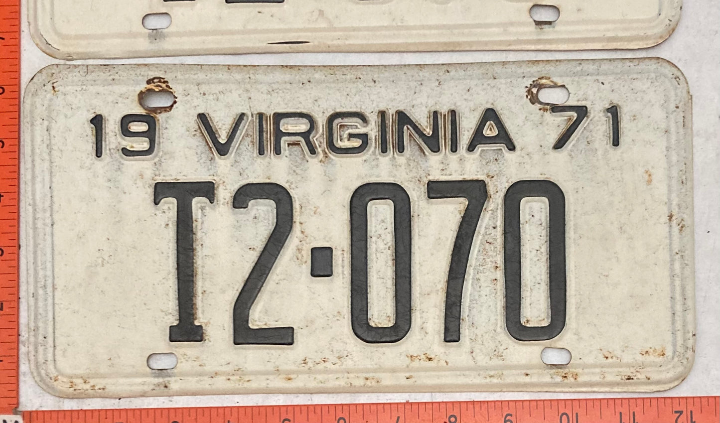 1971 Virginia #T2-070 Truck License Plate (Pair)