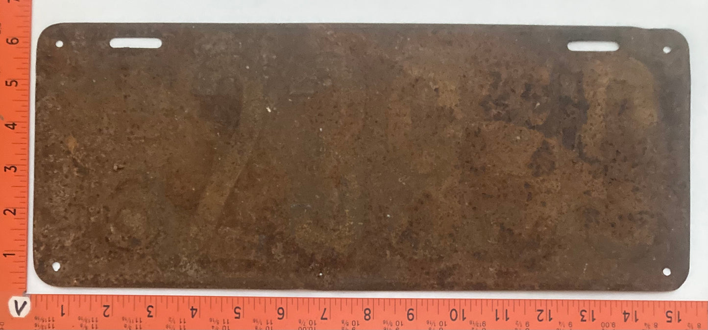 1916 Maryland # 23990 Passenger license plate (Crafter)