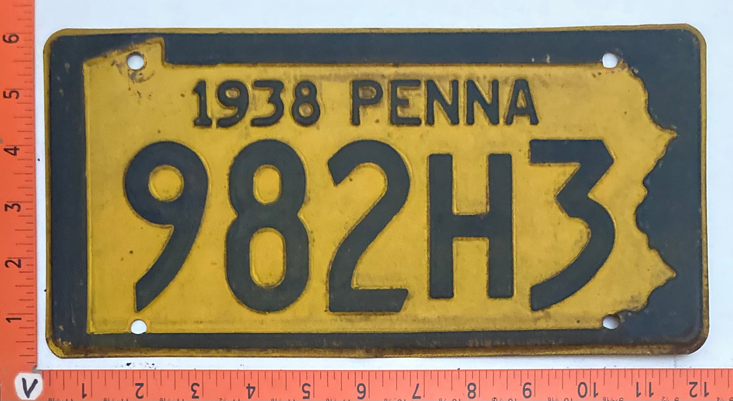 1938 Pennsylvania #982H3 Passenger License Plate