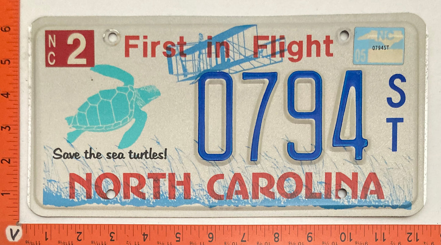 2005 North Carolina #0794 S/T Passenger License Plate