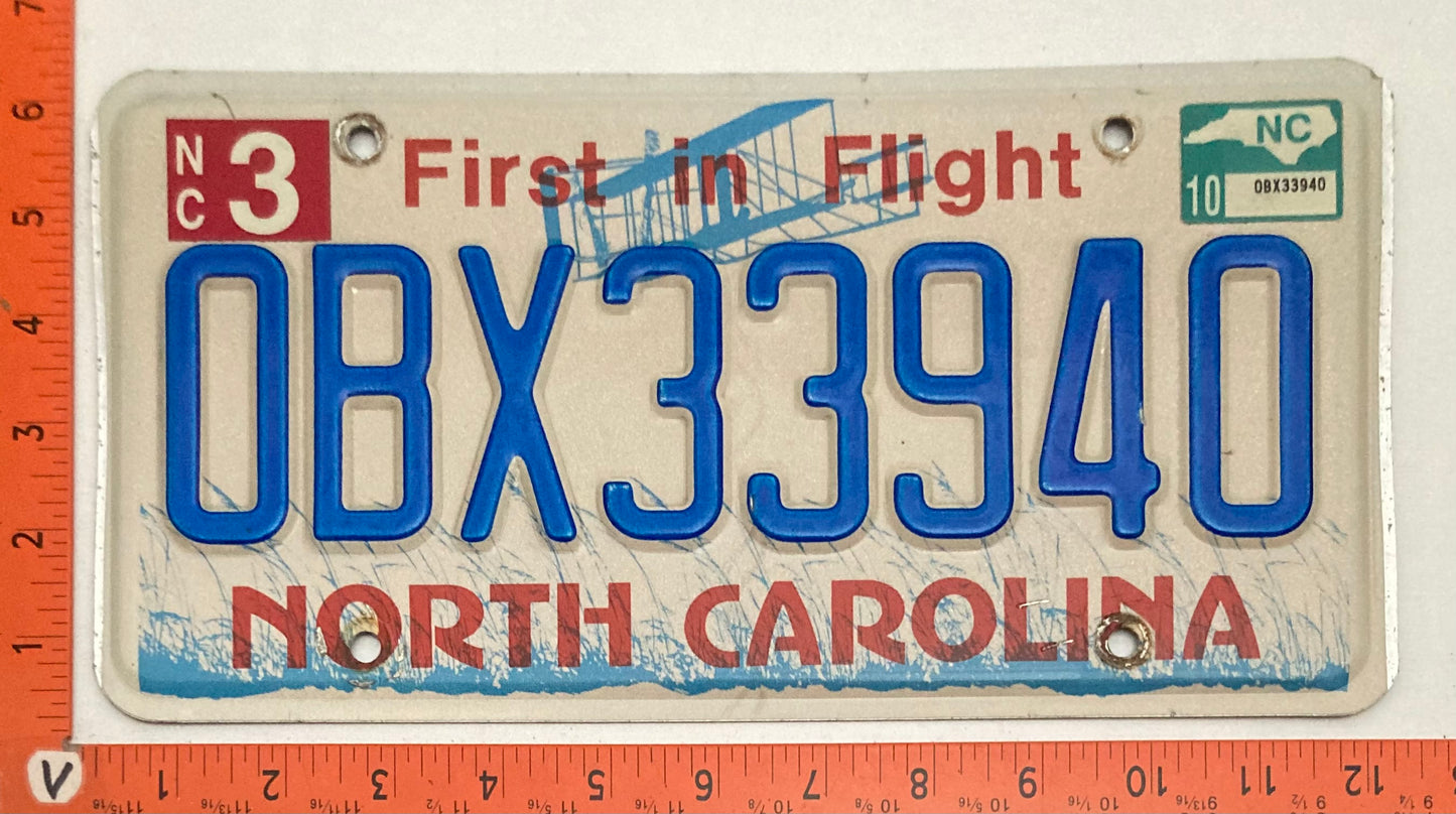 2010 North Carolina #OBX33940 Passenger License Plate