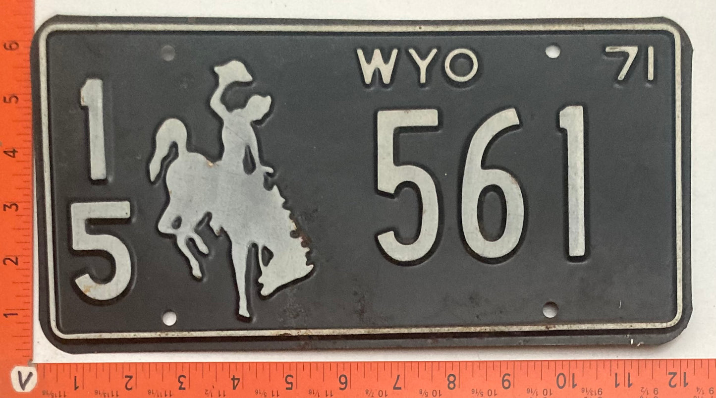 1971 Wyoming #1/5 561 Passenger License Plate
