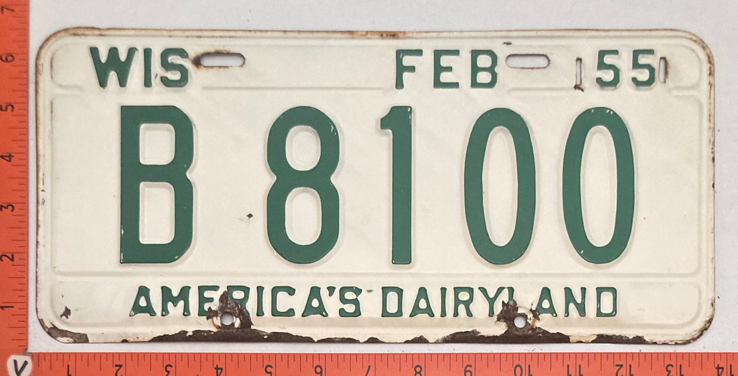 1955 Wisconsin #B 8100 Passenger License Plate
