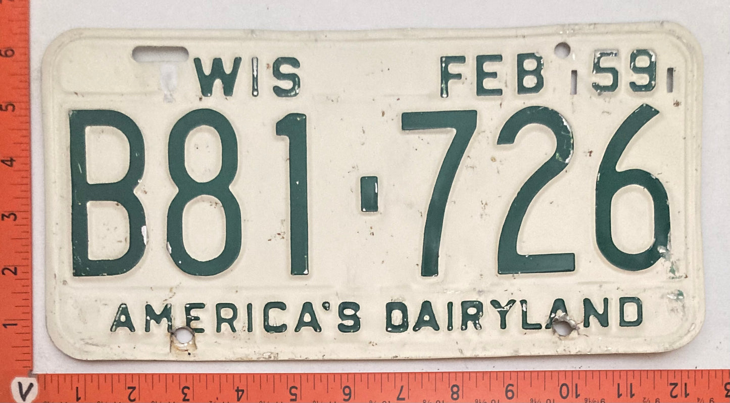 1959 Wisconsin #B81-726 Passenger License Plate
