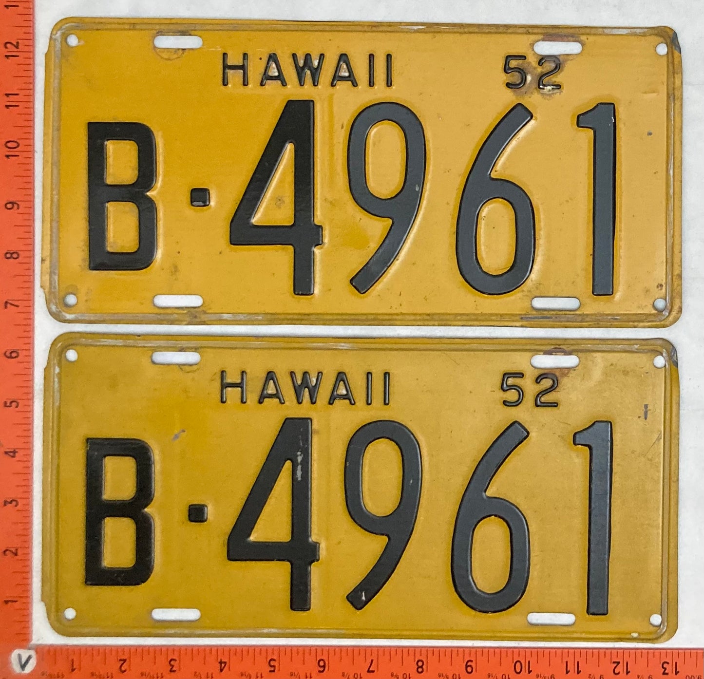 1952 Hawaii #B 4961 Passenger License Plate (Pair)