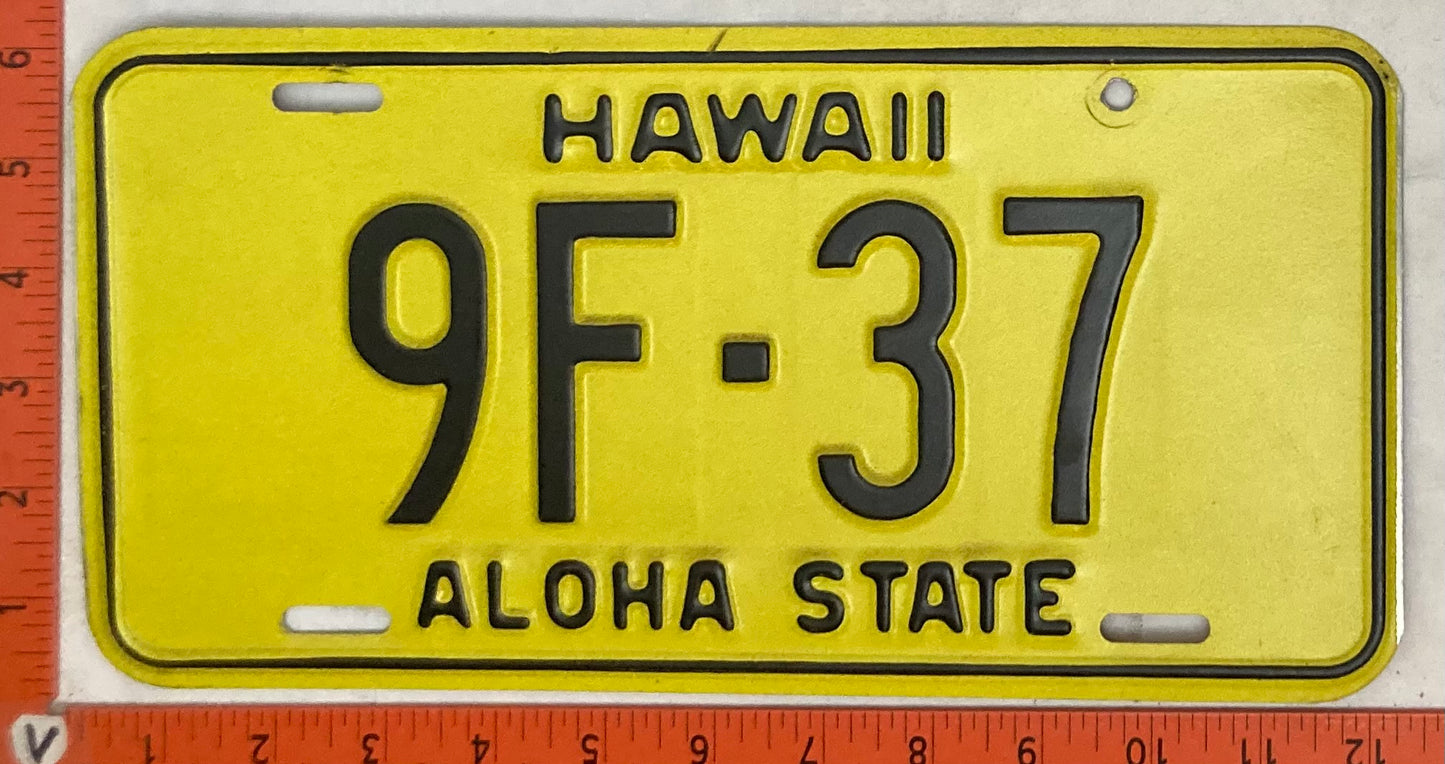 Undated Hawaii #9F-37 Passenger License Plate