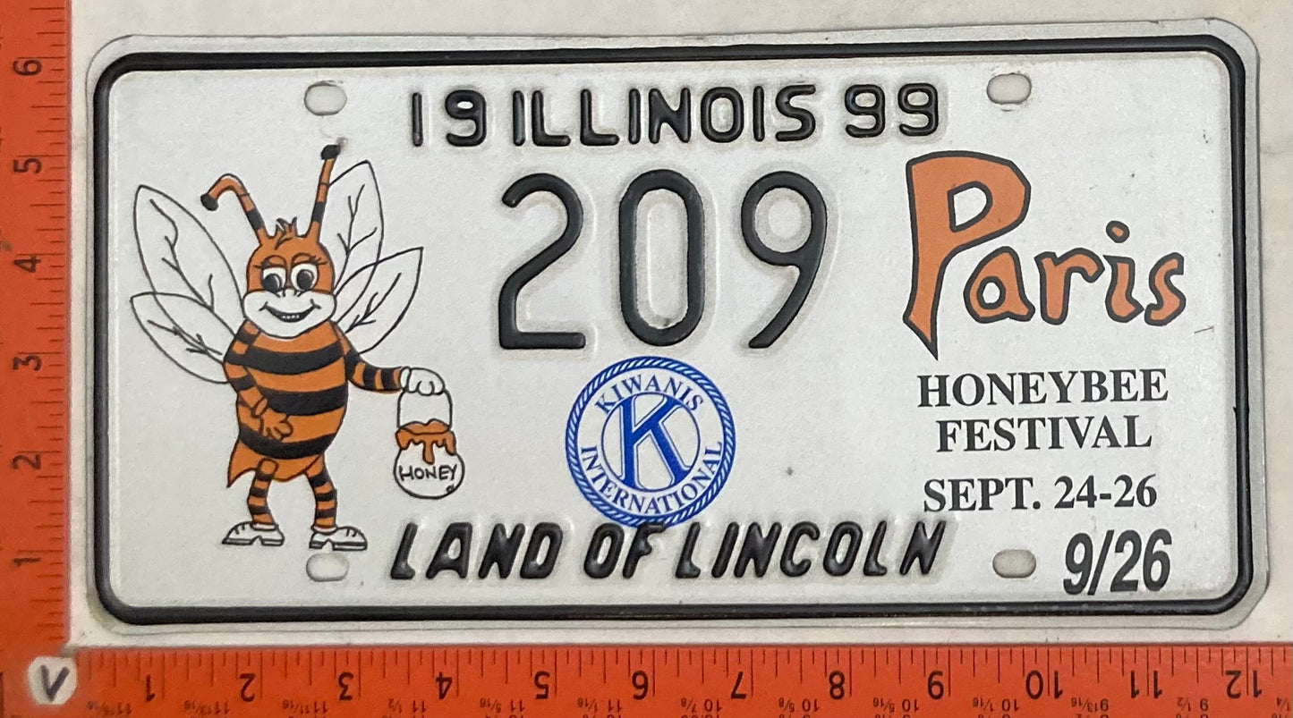 1999 Illinois #209 Paris Honeybee Festival License Plate