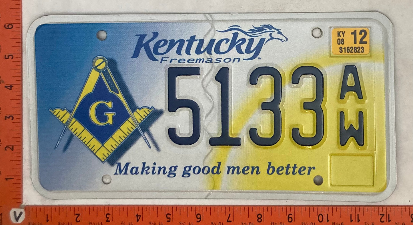 2008 Kentucky #5133A/W Passenger License Plate