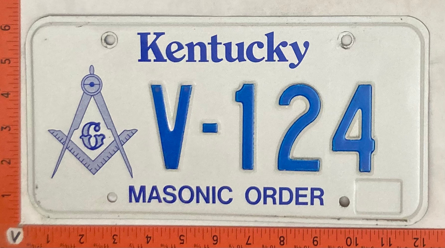 Undated Kentucky #V-124 Passenger License Plate