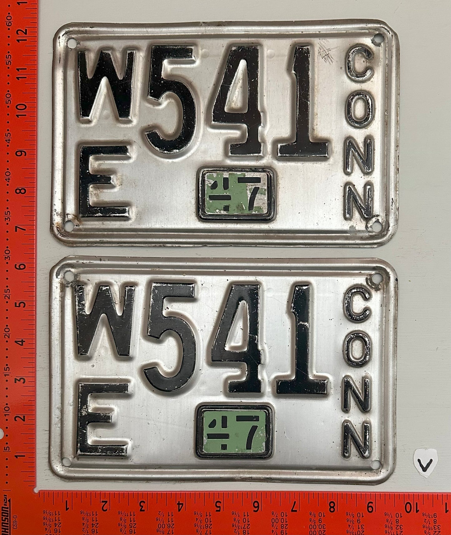 1947 Connecticut #W/E 541 Passenger License Plate (Pair)