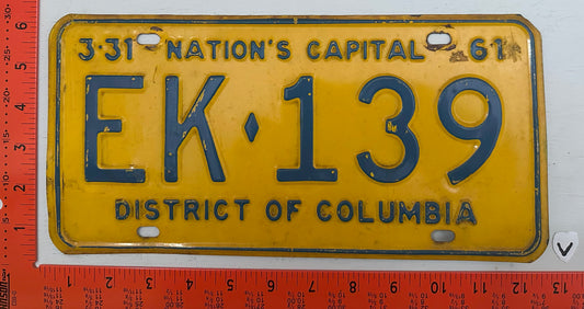 1961 Washington, DC #EK-139 Passenger License Plate
