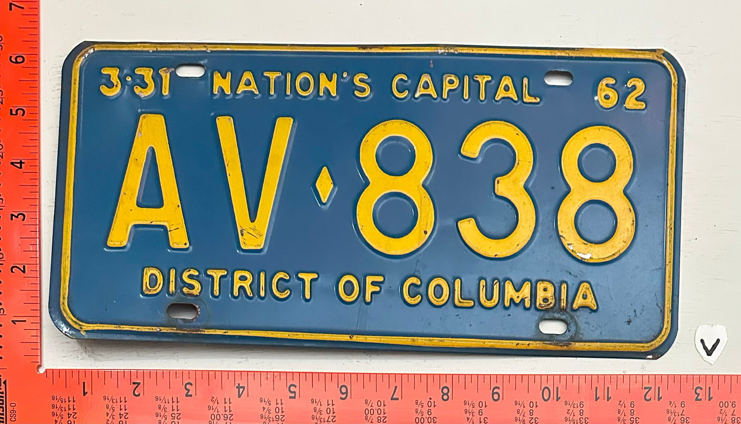 1962 Washington, DC #AV-838 Passenger License Plate
