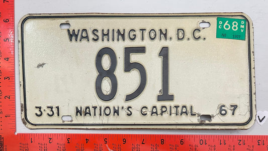1968 Washington, DC #851 Passenger License Plate