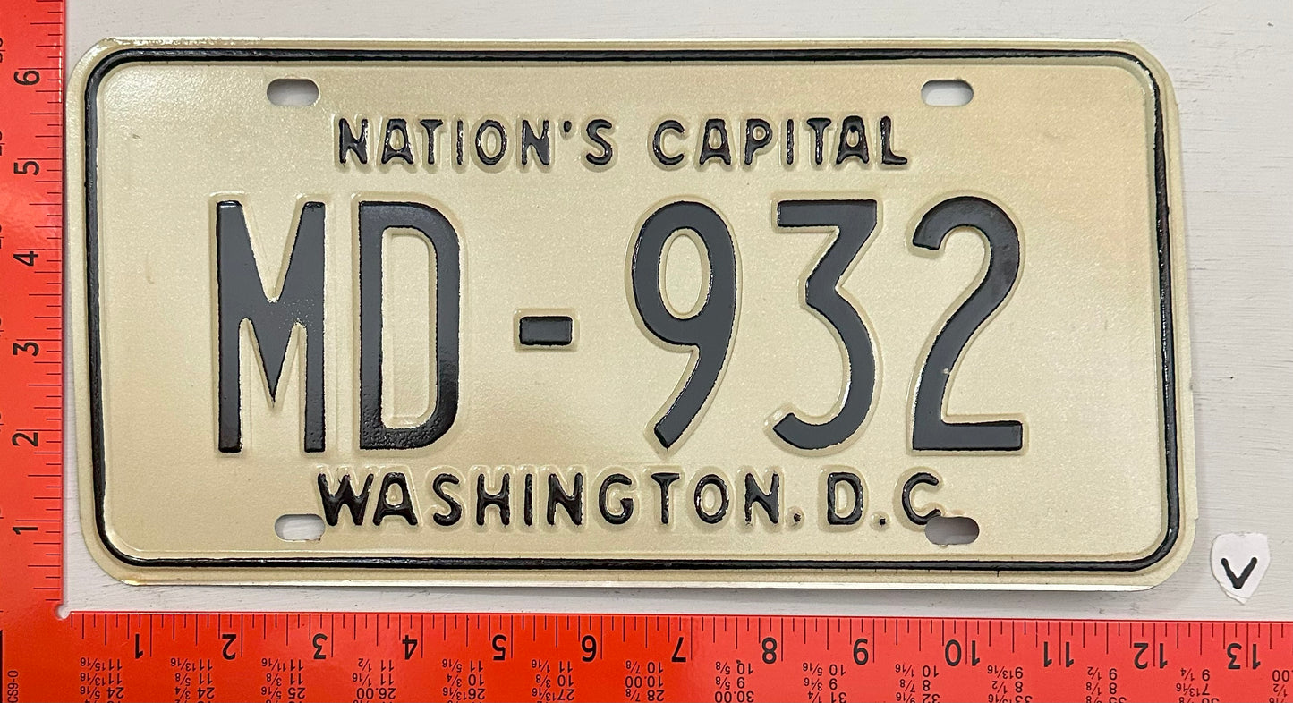 1969 Washington, DC #MD-932 Medical Doctor License Plate