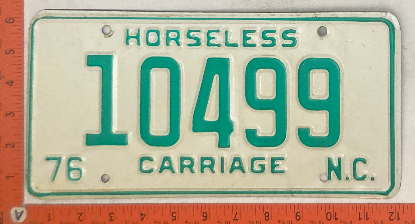 1976 North Carolina #10499 Horseless Carriage Passenger License Plate