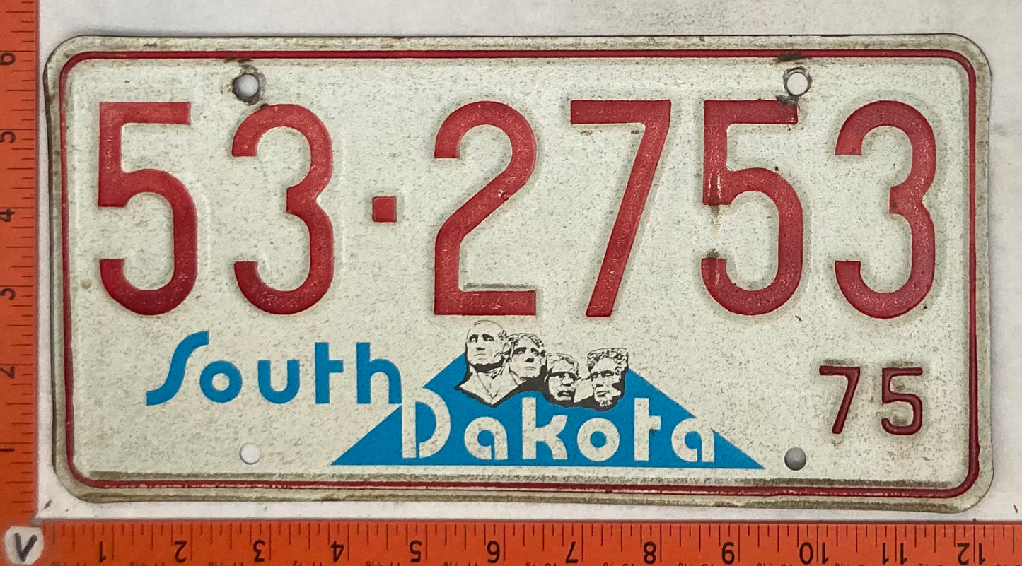 1975 South Dakota #53-2753 Passenger License Plate