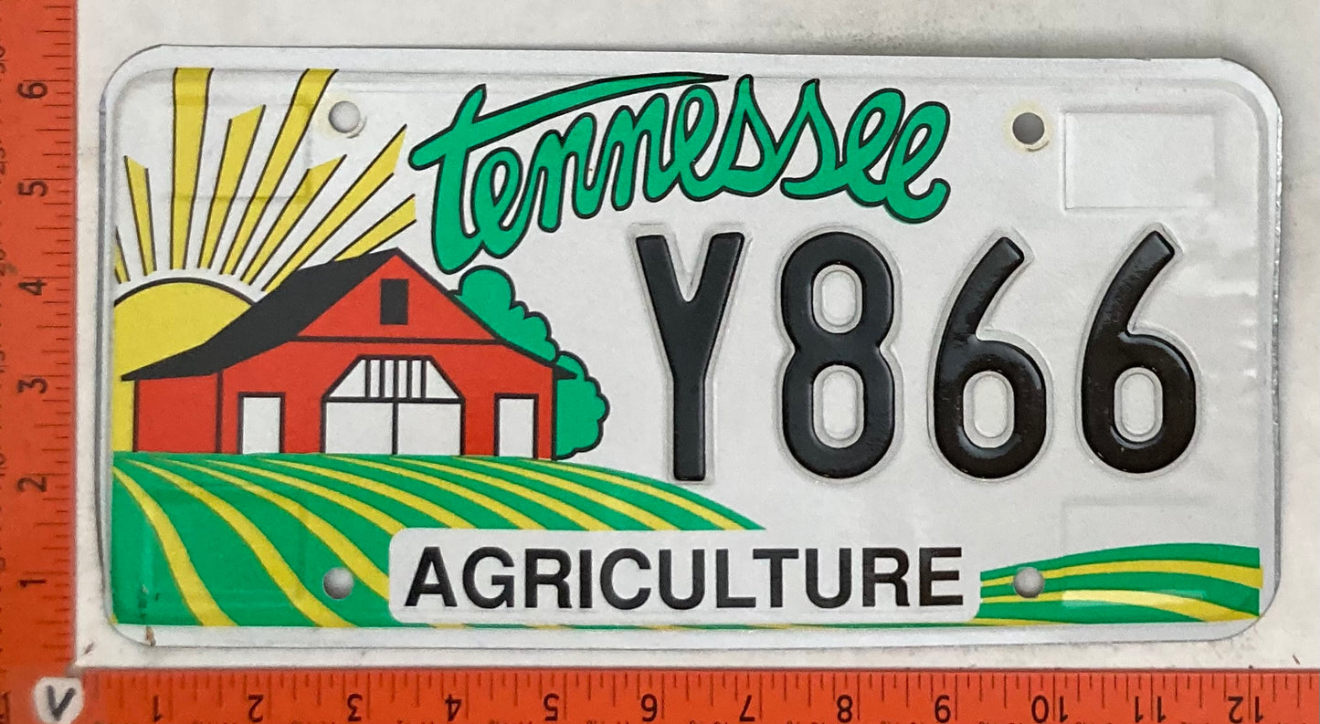 Undated Tennessee #Y866 Passenger License Plate