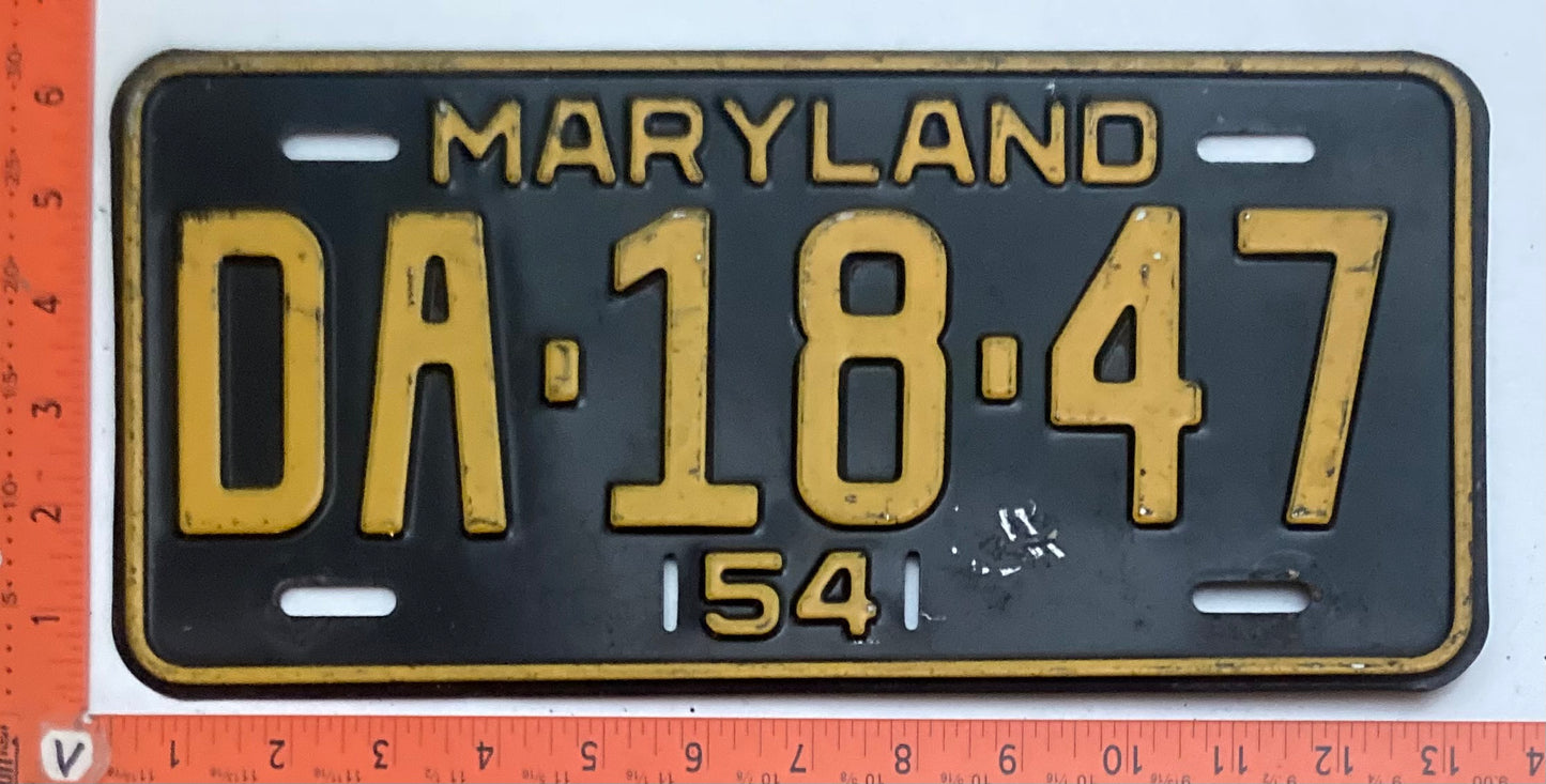 1954 Maryland #DA-18-47 Passenger License Plate