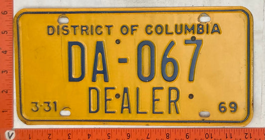 1969 Washington, DC #DA-067 Dealer License Plate