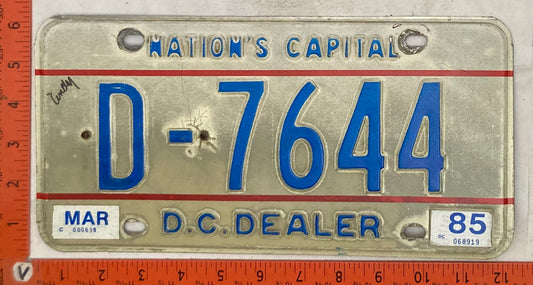 1985 Washington, DC #D-7644 Dealer License Plate