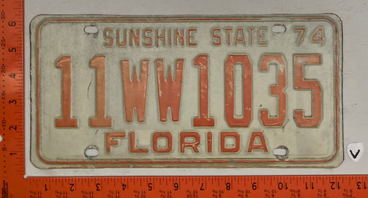 1974 Florida #11WW1035 Passenger License Plate
