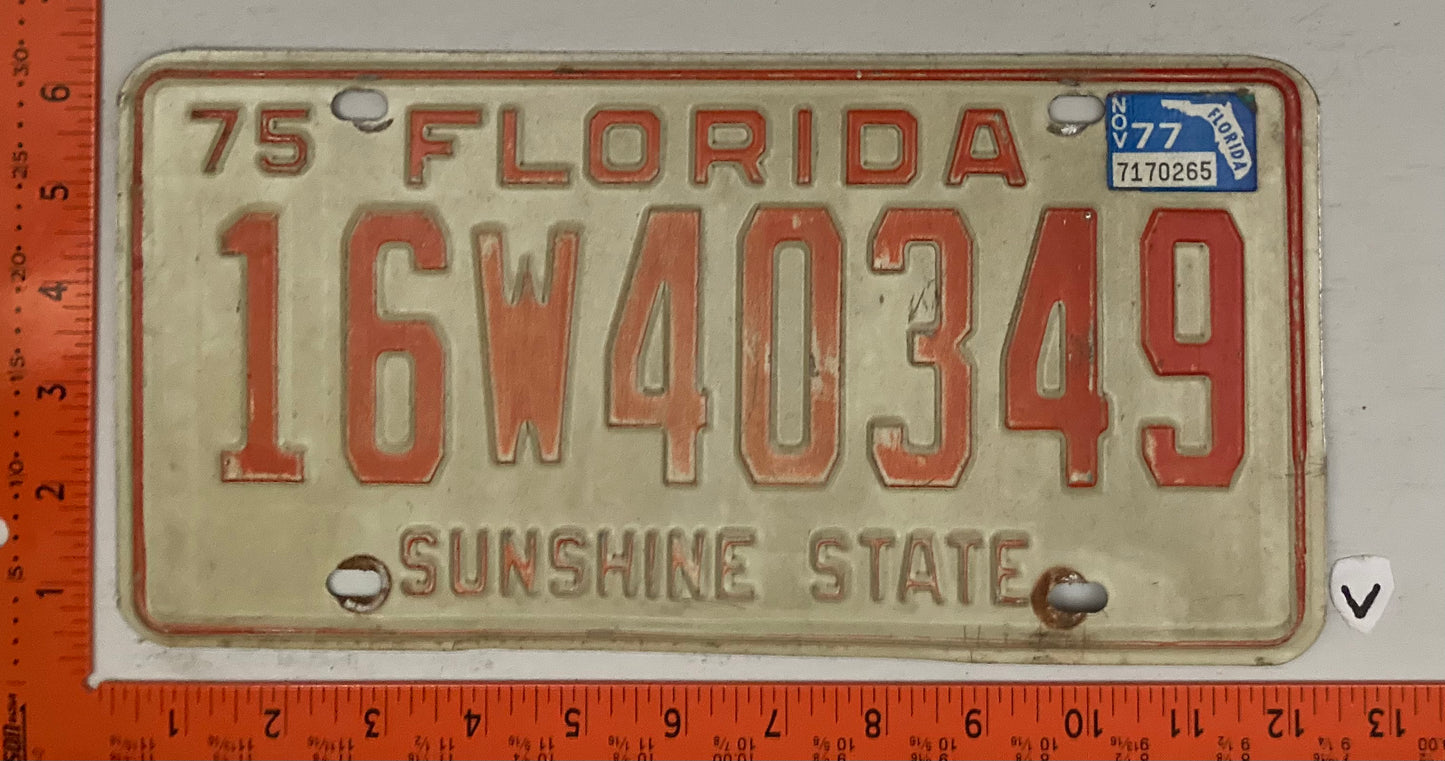 1977 Florida #16W40349 Passenger License Plate