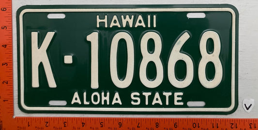 1961-1968 base Hawaii #K-10868 Passenger License Plate