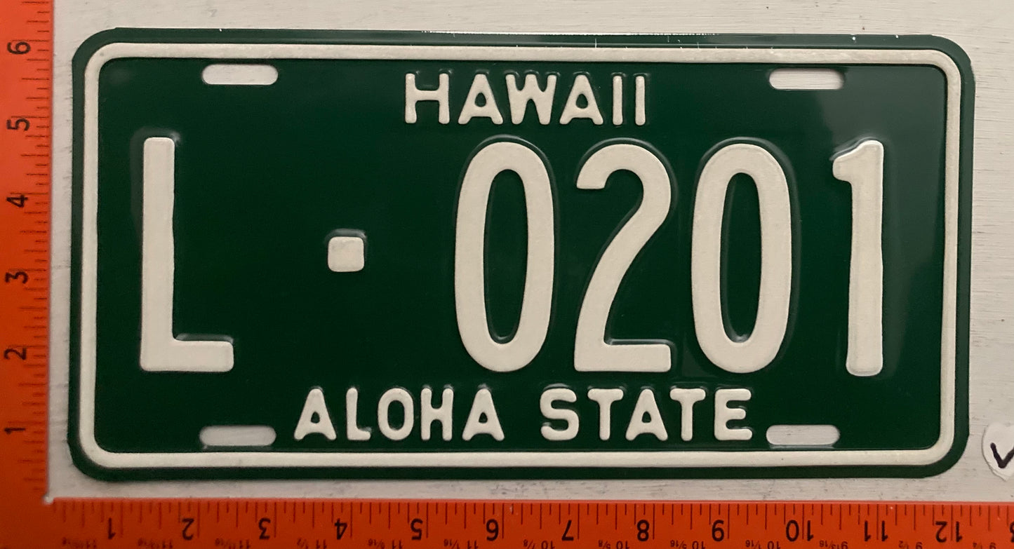 1961-1968 base Hawaii #L-0201 Passenger License Plate