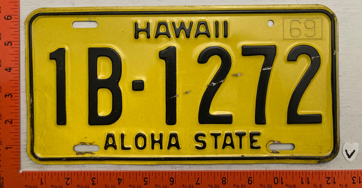 1969 Hawaii #1B-1272 Passenger License Plate