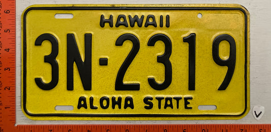 1969 Hawaii #3N-2319 Passenger License Plate