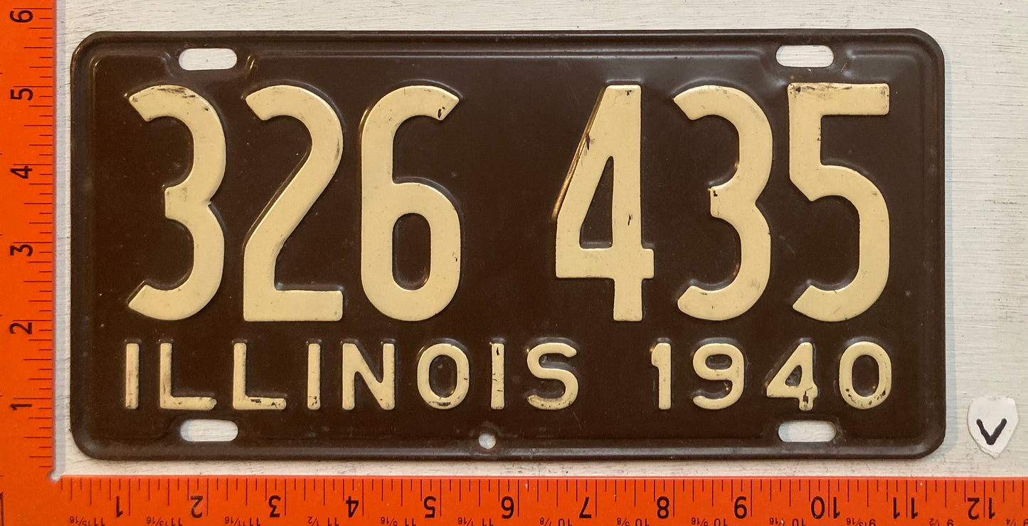 1940 Illinois #326 435 Passenger License Plate