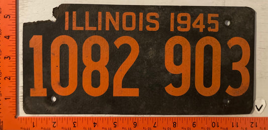 1945 Illinois #1082 903 Passenger License Plate
