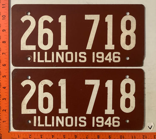 1946 Illinois #261 718 Passenger License Plate (Pair)